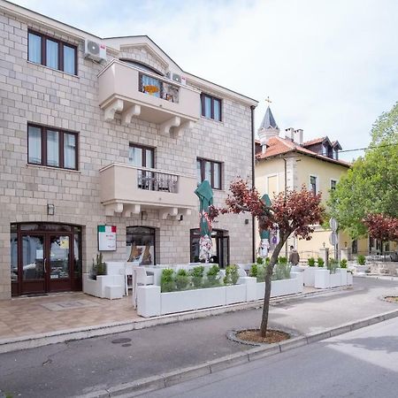 تريبينيي Apartmani Vila Kosa المظهر الخارجي الصورة